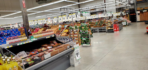 Supermarket «WinCo Foods», reviews and photos, 2200 Plaza Pkwy, Modesto, CA 95350, USA