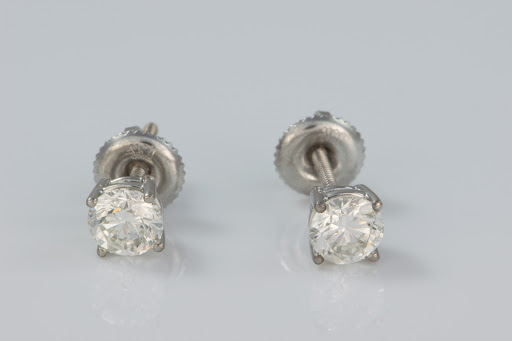 Jewelry Store «Silver City Stamp & Coin Co», reviews and photos, 3205 E Silver Springs Blvd, Ocala, FL 34470, USA