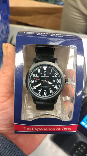 Sporting Goods Store «Big 5 Sporting Goods - Madera», reviews and photos, 2140 Cleveland Ave #104, Madera, CA 93637, USA