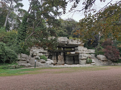 Jardin des Grottes à Cambrai