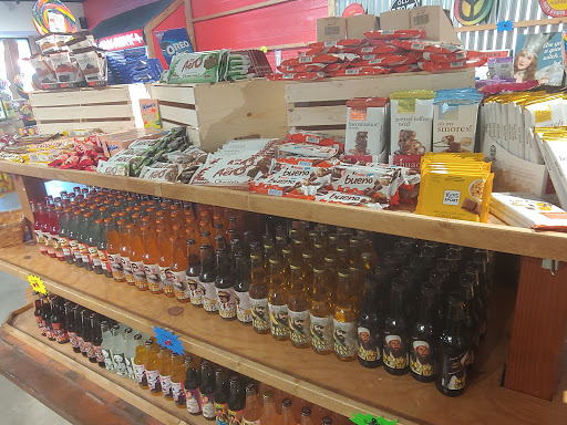 Candy Store «Rocket Fizz Valencia», reviews and photos, 24300 Town Center Dr #103, Valencia, CA 91355, USA