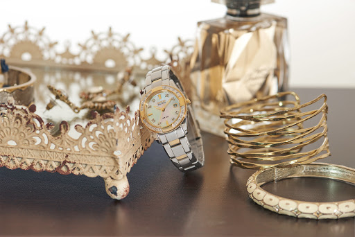 Jewelry Store «Sawyer Jewelers», reviews and photos, 134 N Leroy St #1, Fenton, MI 48430, USA