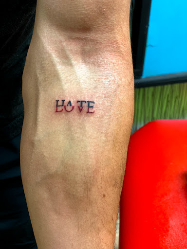 Tattoo Shop «Alternative Tattoo», reviews and photos, 613 Hilltop Rd, Curtis Bay, MD 21226, USA