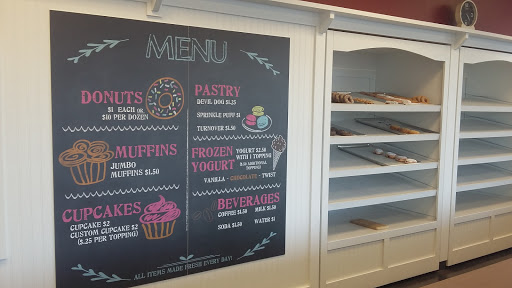 Donut Shop «Sprinkles Donut Shop», reviews and photos, 8467 Algoma Ave NE, Rockford, MI 49341, USA