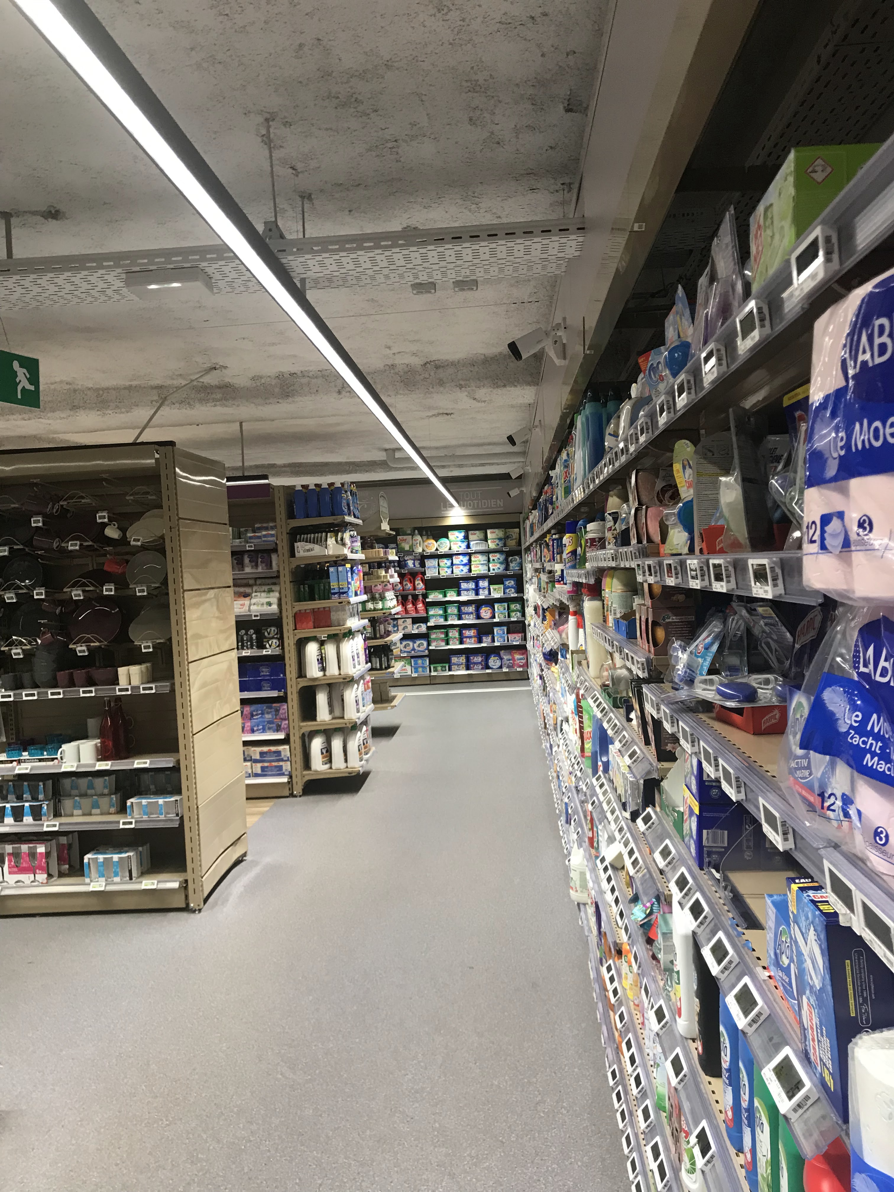 Photo n° 12 de l'avis de Marseille.u fait le 10/05/2019 à 03:04