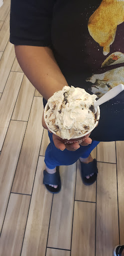 Ice Cream Shop «Cold Stone Creamery», reviews and photos, 475 W Wetmore Rd Suite 125, Tucson, AZ 85705, USA