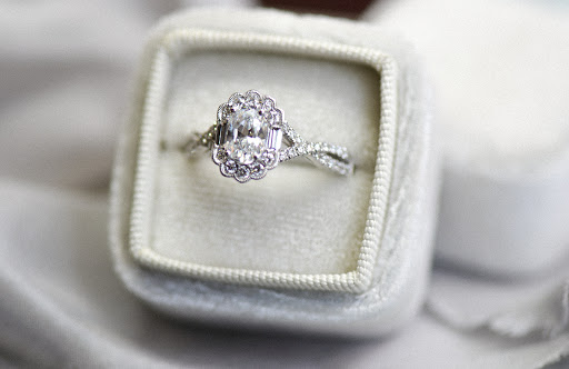 Jewelry Store «J Brooks Jewelers», reviews and photos, 152 E Winchester St, Murray, UT 84107, USA