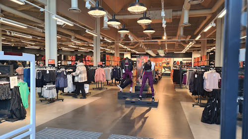 Magasin d'articles de sports Nike Factory Store Aubergenville Aubergenville