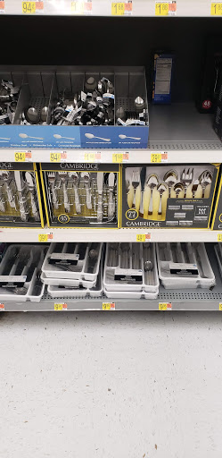 Department Store «Walmart Supercenter», reviews and photos, 180 Veterans Dr N, Huntingdon, TN 38344, USA