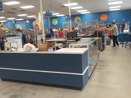 Thrift Store «Goodwill», reviews and photos