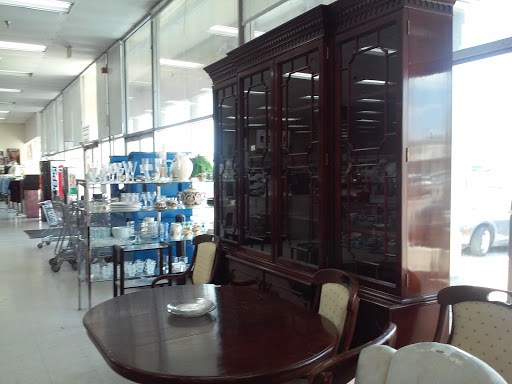 Thrift Store «UGM Super Thrift Store», reviews and photos, 2305 Airport Fwy #110, Irving, TX 75062, USA