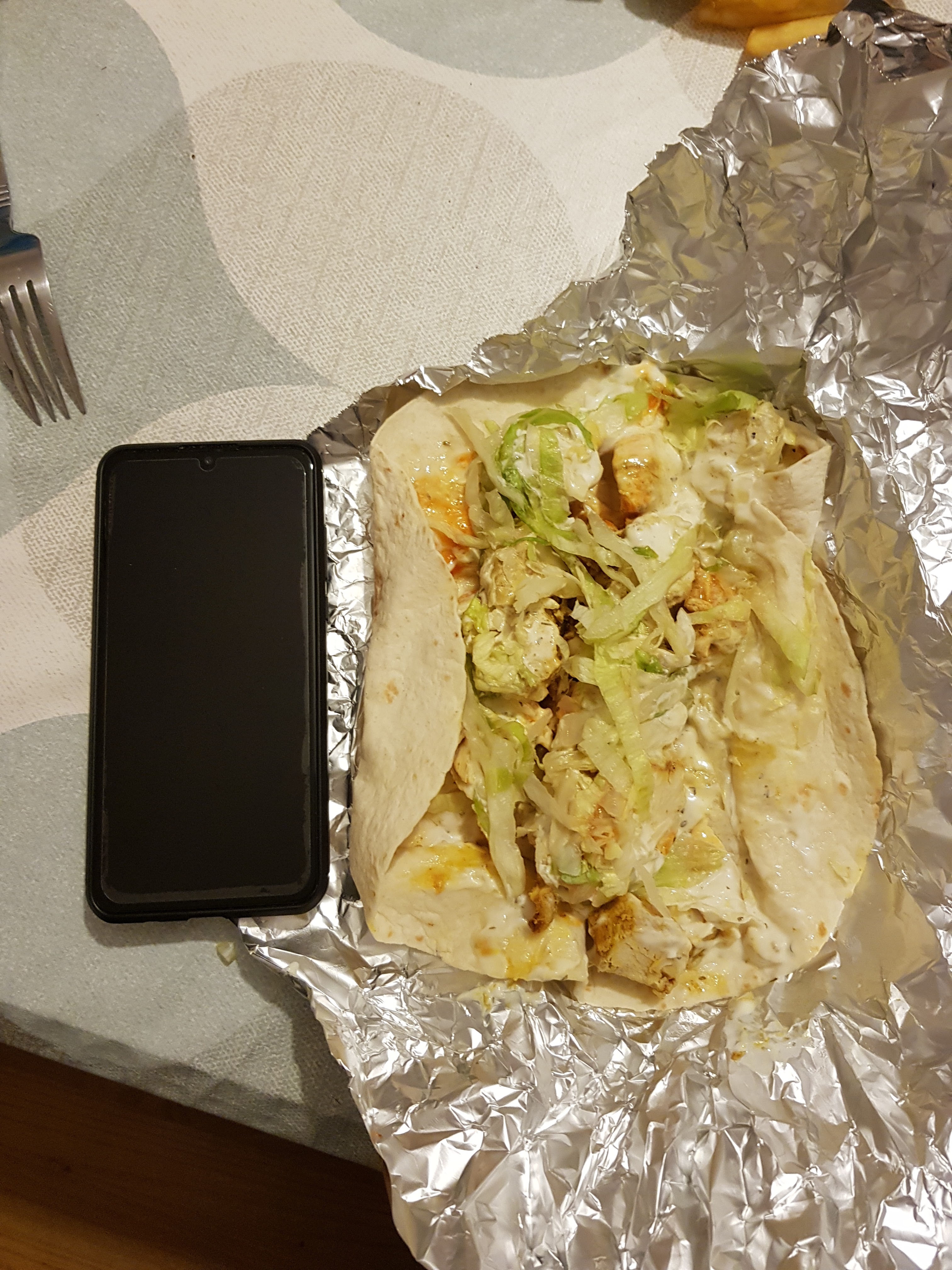 194x228
