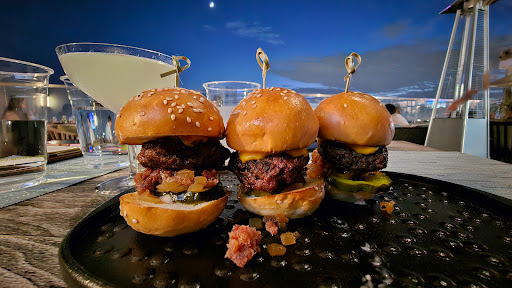 Parkestry Rooftop Bar & Lounge