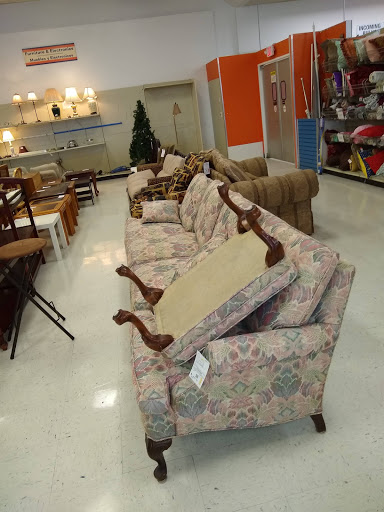 Thrift Store «Goodwill of North Georgia: Kennesaw Store and Donation Center», reviews and photos, 2500 Cobb Pkwy N, Kennesaw, GA 30152, USA