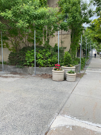 Shopping Mall «White Plains Mall», reviews and photos, 200 Hamilton Ave, White Plains, NY 10601, USA