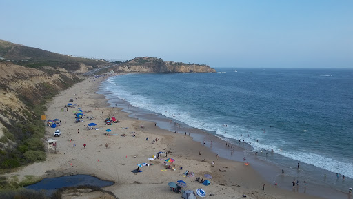 Shopping Mall «Crystal Cove Shopping Center», reviews and photos, 7845-8085 East Coast Hwy, Newport Beach, CA 92657, USA