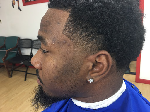 Barber Shop «City Cuts Barbershop», reviews and photos, 126 W Main St, Kutztown, PA 19530, USA