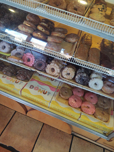 Donut Shop «Donut Burst», reviews and photos, 1870 S Garrison St, Lakewood, CO 80232, USA