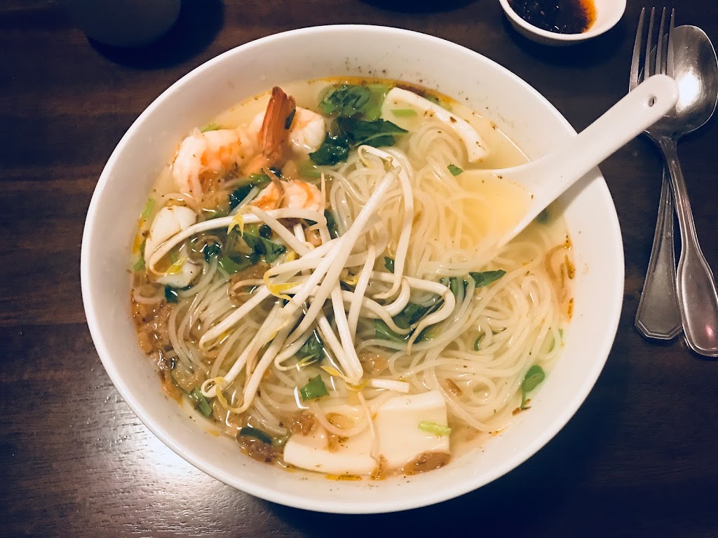 Saigon Restaurant 04103