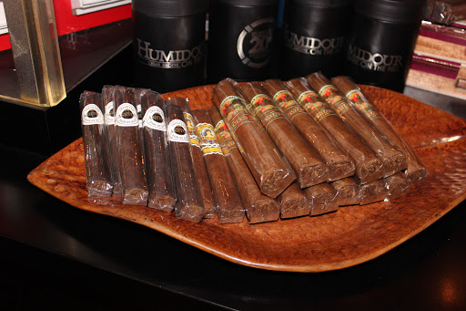 Tobacco Shop «Humidour Cigar Shoppe», reviews and photos, 2 Sherwood Rd, Cockeysville, MD 21030, USA
