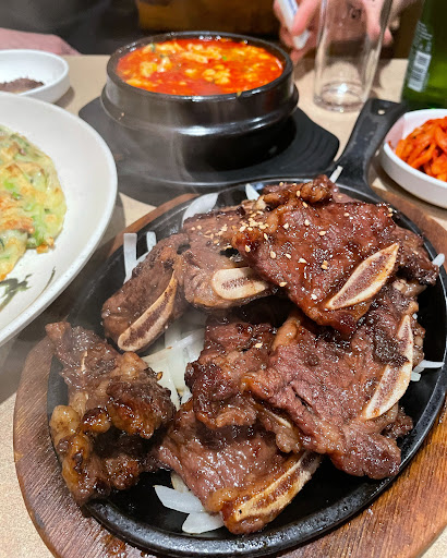 Dal Dong Nae restaurant