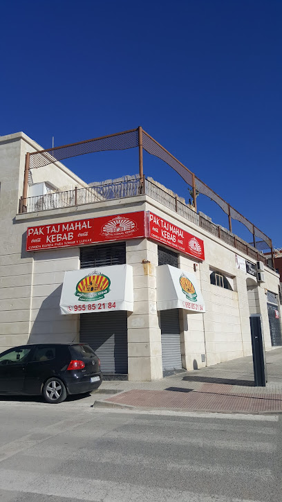 pak taj mahal kebab - C. Dolores Pérez Cerralbo, 2, 41530 Morón de la Frontera, Sevilla, Spain