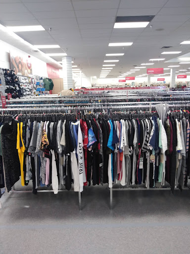 Department Store «Bealls Outlet», reviews and photos, 2738 W Hillsborough Ave, Tampa, FL 33614, USA