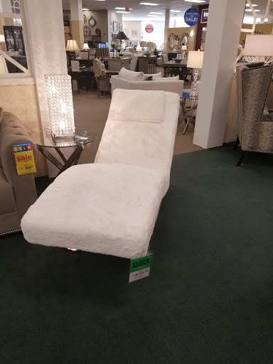 Furniture Store «Raymour & Flanigan Furniture and Mattress Store», reviews and photos, 9 Cabot Blvd E, Langhorne, PA 19047, USA