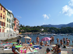 Foto von Spiaggia Travello mit etwas sauber Sauberkeitsgrad