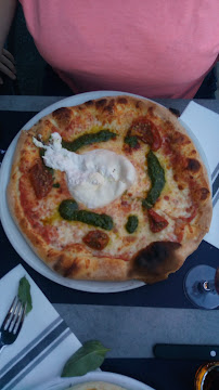 Pizza du Pizzeria La Bocca à Châtel - n°9