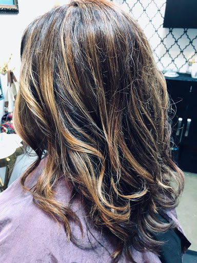 Hair Salon «Tangles Salon Suites and Spa», reviews and photos, 1502 Memorial Blvd, Springfield, TN 37172, USA