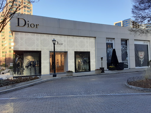 Clothing Store «COS», reviews and photos, 3035 Peachtree Rd NE, Atlanta, GA 30305, USA