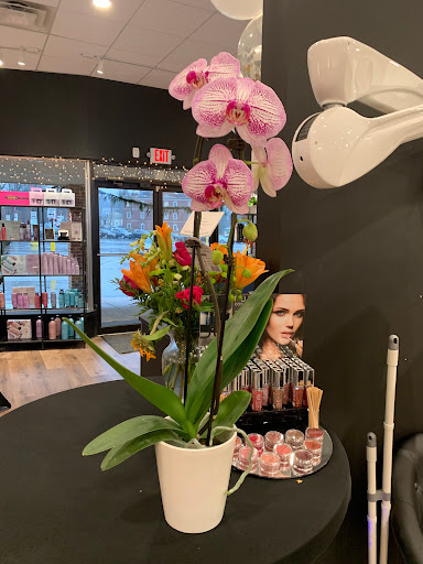 Hair Salon «Changes Salon, Inc.», reviews and photos, 64 Plaza Dr, Chagrin Falls, OH 44022, USA