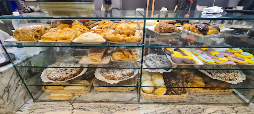 Pão da Vila Venda do Pinheiro no Venda do Pinheiro, Lisboa