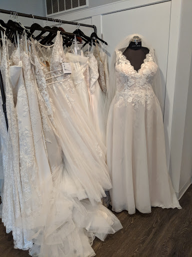 Bridal Shop «Renee Austin Wedding», reviews and photos, 1555 Plainfield Ave NE, Grand Rapids, MI 49505, USA