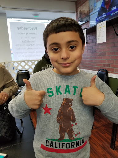 Barber Shop «Showcase Barbershop», reviews and photos, 727 Sumner Ave, Springfield, MA 01108, USA