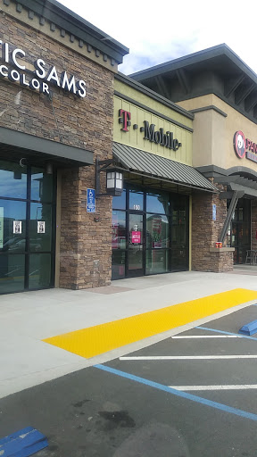 Cell Phone Store «T-Mobile», reviews and photos, 2624 W Kettleman Ln #150, Lodi, CA 95242, USA