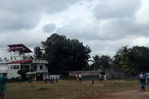 Makuluduwa Nawa Adharsha Vidyalaya Ground image