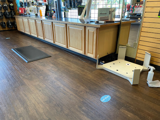 Running Store «Fleet Feet Sports Bonney Lake», reviews and photos, 19685 WA-410, Bonney Lake, WA 98391, USA