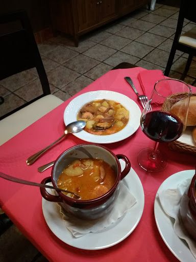 La Vega Vinoteca Restaurante