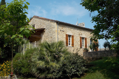 Lodge Gîte la Sarpette:Gîte à la campagne de caractère/maison de vacances Gironde Dordogne Saint Emilion Sainte-Radegonde