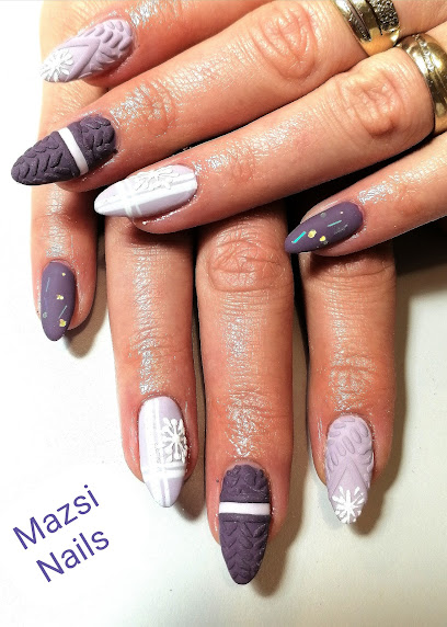 Mazsi Nails