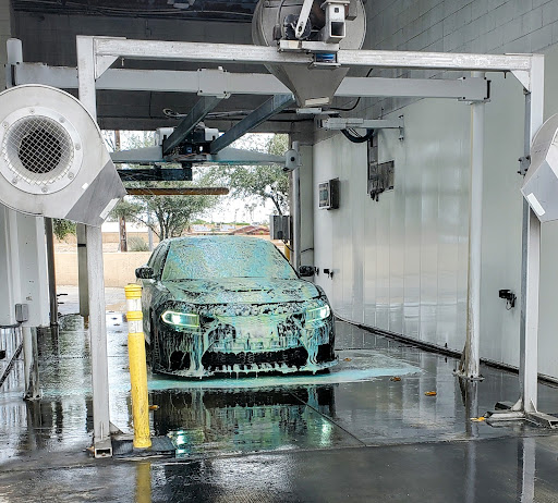 Weiss Guys Express Wash and Self Serve Car and Dog Wash en Avondale