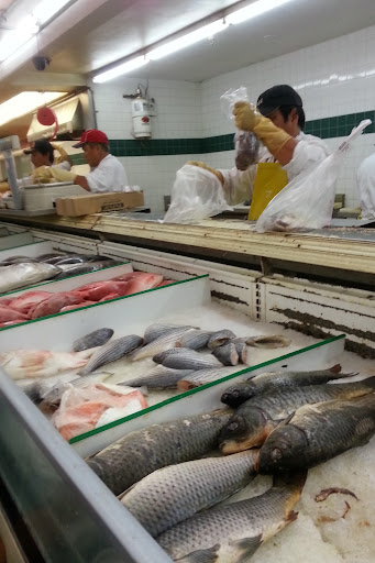 Asian Grocery Store «Dalat Supermarket», reviews and photos, 13075 Euclid St, Garden Grove, CA 92843, USA