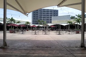 Robinsons Bacolod Central Citywalk Fountain Area image