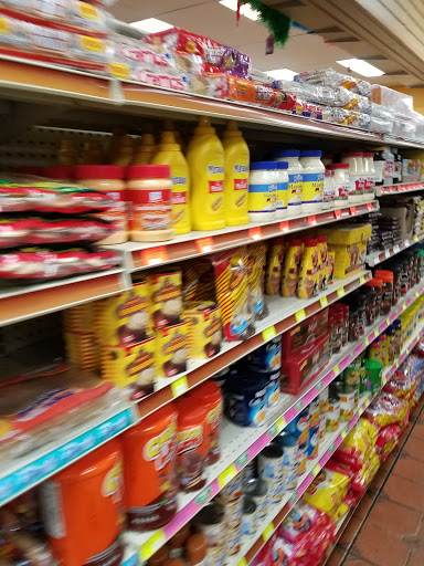 Mexican Grocery Store «La Tienda», reviews and photos, 6490 Dobbin Rd, Columbia, MD 21045, USA