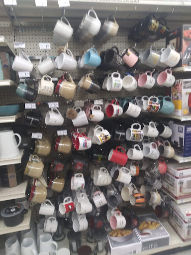 Discount Store «Big Lots», reviews and photos, 5227 Lakewood Blvd, Lakewood, CA 90712, USA