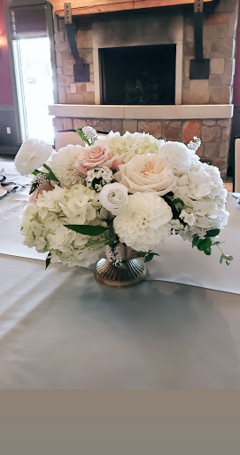 Country Club «Stonewater Country Club», reviews and photos, 7177 Kalamazoo Ave SE, Caledonia, MI 49316, USA