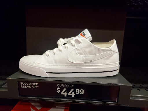 Clothing Store «Nike Factory Store», reviews and photos, 915 Ridgewalk Pkwy #200, Woodstock, GA 30188, USA