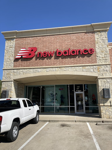 Shoe Store «New Balance Arlington», reviews and photos, 3751 Matlock Rd #101, Arlington, TX 76015, USA